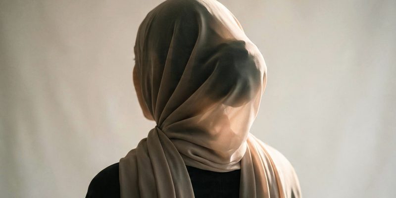 Hide the Camel Hump